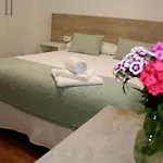 Ponte Febres בית הארחה 3*
