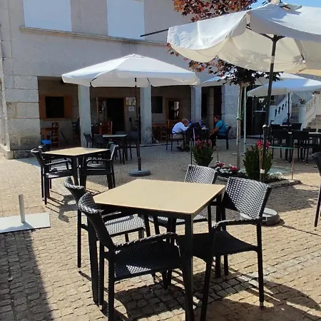 ゲストハウス Ponte Febres