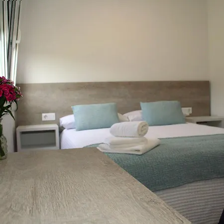 Ponte Febres ゲストハウス トゥイ