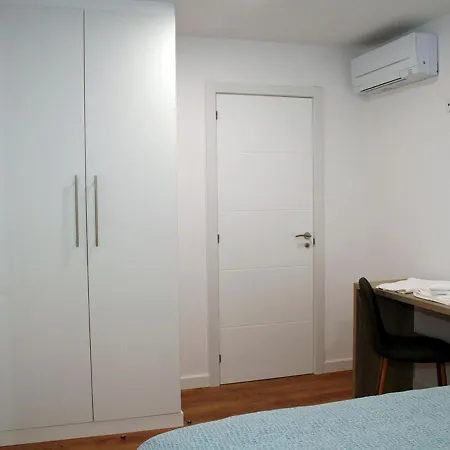 ゲストハウス Ponte Febres トゥイ